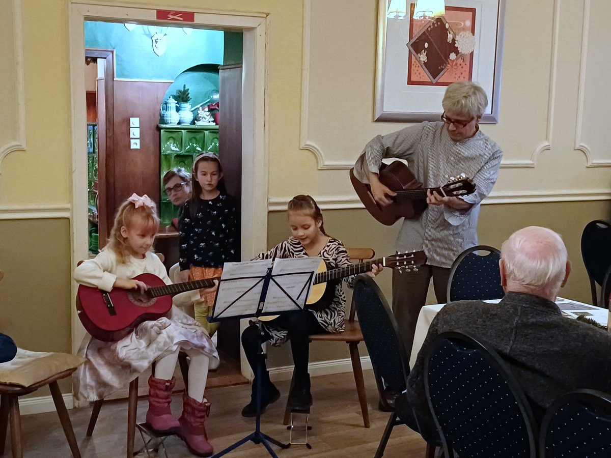Weihnachtsfeier der NÖ-Senioren im Gasthaus Manhalter in Pitten