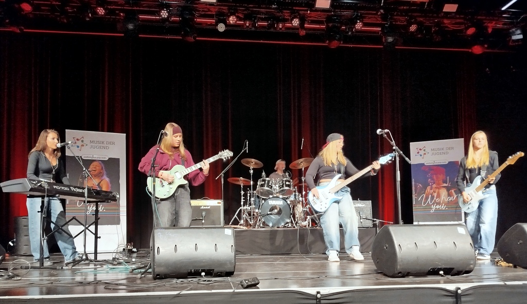 1. Preis in GOLD bei Bundeswettbewerb JAZZ-POP-ROCK
