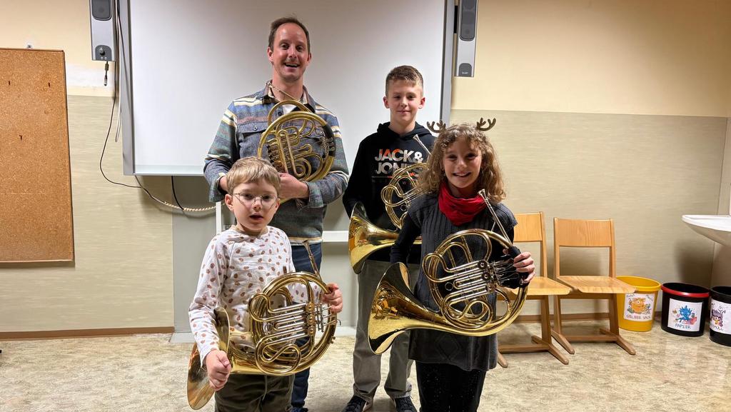 Weihnachtsklassenabend in Waldhorn