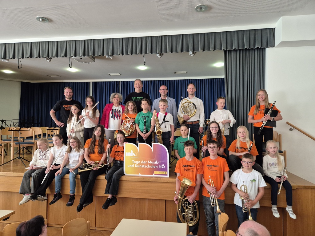 Junior-Brass, Mini-Brass und Little Stars in Concert