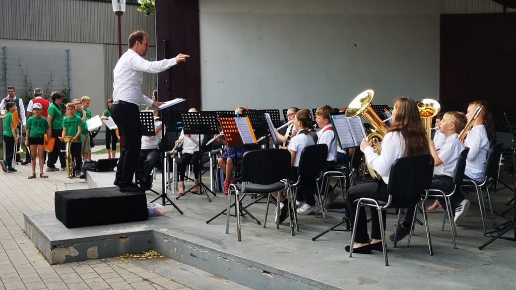 Parkkonzert der Pittentaler Blasmusik im Pittener Pavillon